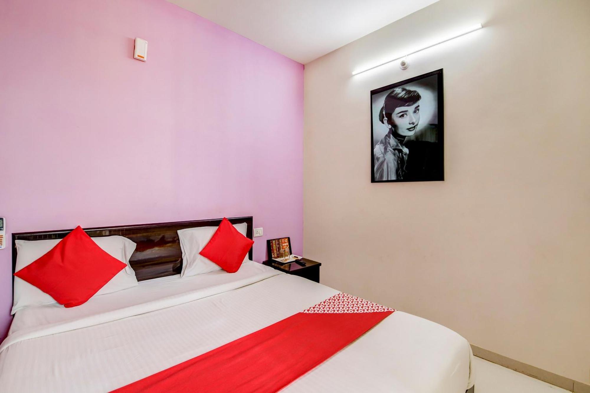 Hotel O Manu Residency Bangalore Exterior photo