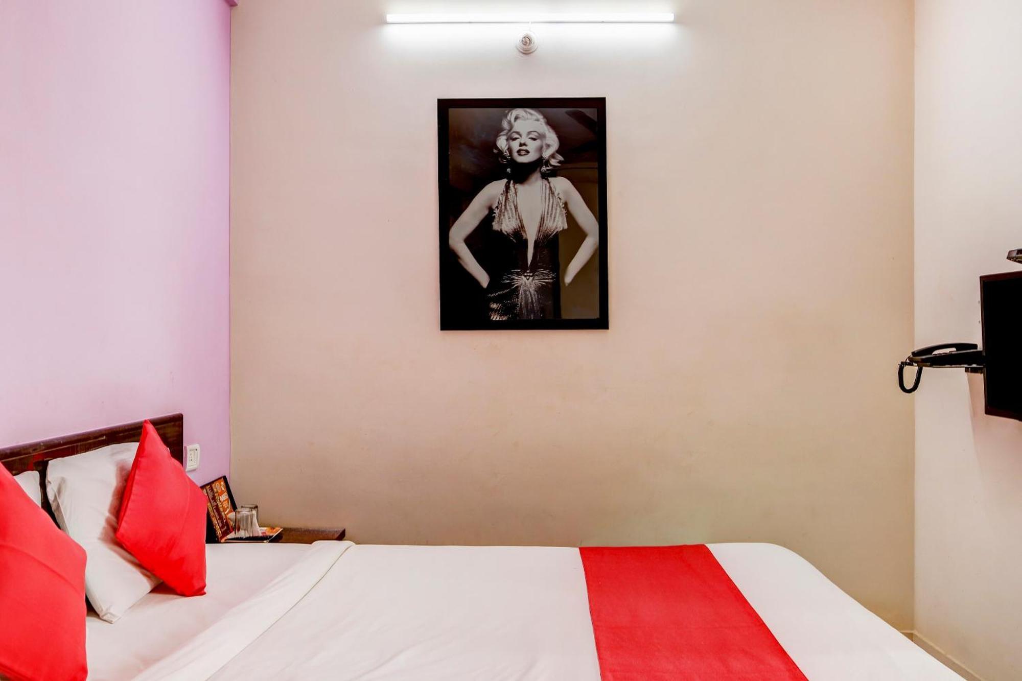 Hotel O Manu Residency Bangalore Exterior photo